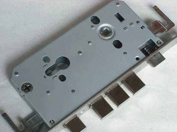 浦北24小时上门开锁公司